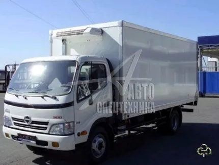Рефрижератор Hino 300