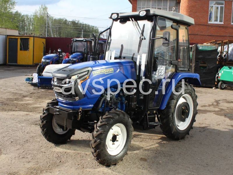 Трактор Русич T-404 с кабиной
